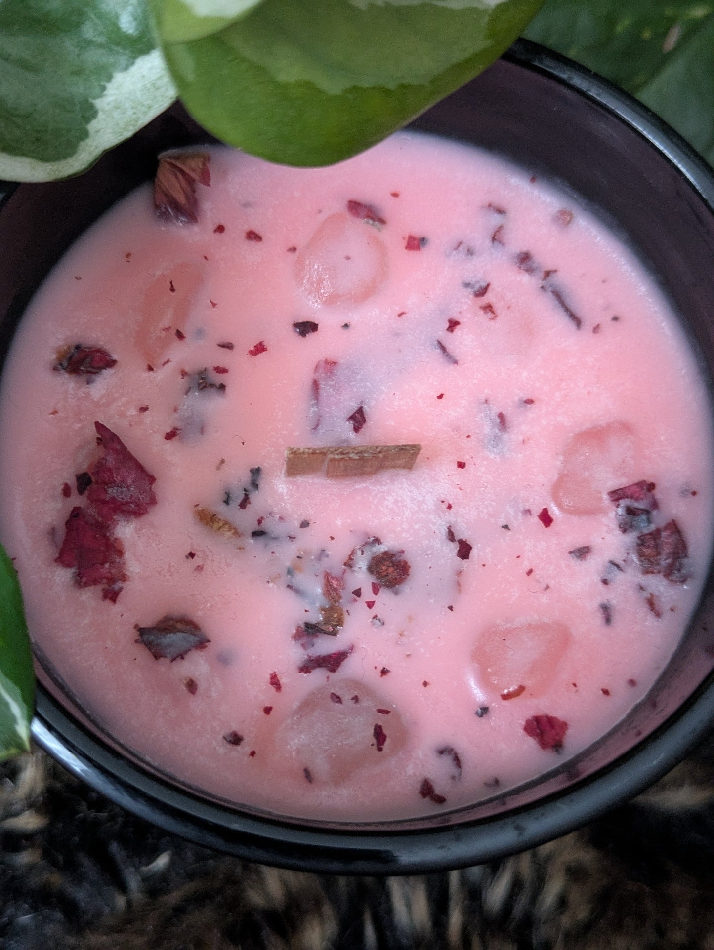 * 1 left * Regular Scent : Roses / 10oz / Wood wick